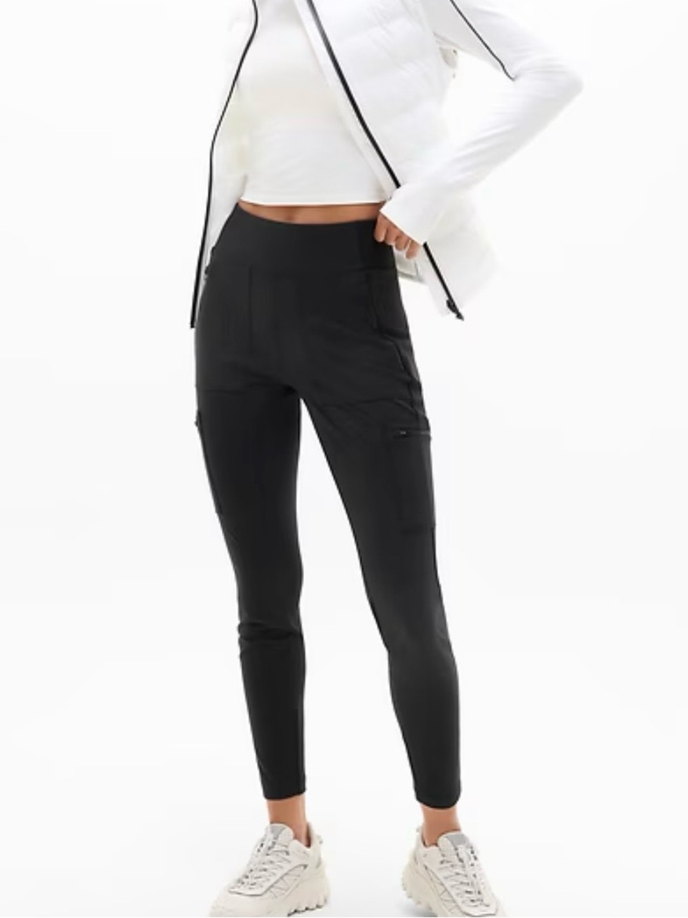 Athleta Headlands Hybrid High Rise Cargo Legging Size 2 Black 28” Inseam